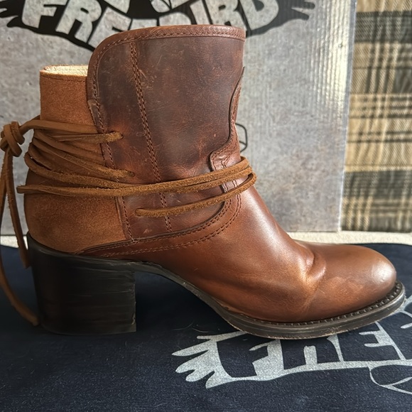 Free bird Casey ankle boots - Picture 4 of 8